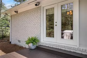 2144 Jonathon Ln NE, Atlanta, GA 30319 - Photo 20