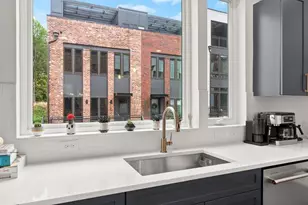 1256 Chelsea Cir NW, Atlanta, GA 30318 - Photo 12