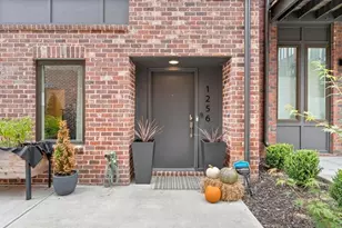 1256 Chelsea Cir NW, Atlanta, GA 30318 - Photo 4