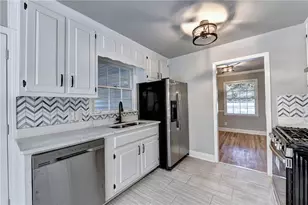 866 Armand Ct NE, Atlanta, GA 30324 - Photo 18