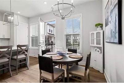 144 Chestnut Circle, Atlanta, GA 30342 - Photo 8