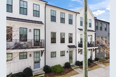 144 Chestnut Circle, Atlanta, GA 30342 - Photo 2