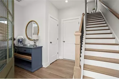 144 Chestnut Circle, Atlanta, GA 30342 - Photo 6