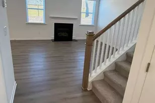 261 Bloomfield Cir, Canton, GA 30114 - Photo 2