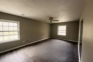 2928 Parc Lorraine, Lithonia, GA 30038 - Photo 4