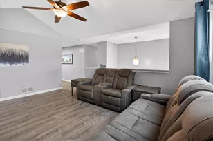 198 Whispering Waters Dr, Jasper, GA 30143 - Photo 6