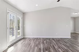 296 Firecrest Ln, Lawrenceville, GA 30045 - Photo 18