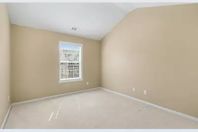 2367 Suwanee Pointe Drive, Lawrenceville, GA 30043 - Photo 26