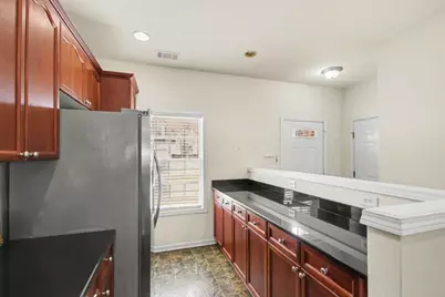 2367 Suwanee Pointe Drive, Lawrenceville, GA 30043 - Photo 16