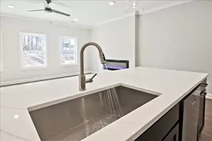 673 Sunstone Ln, Lawrenceville, GA 30043 - Photo 14