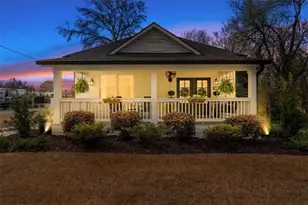 202 W Chandler St, Carrollton, GA 30117 - Photo 2