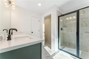 671 Sunstone Ln, Lawrenceville, GA 30043 - Photo 20