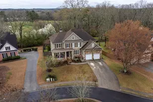 2895 Ivy Brook Ln, Buford, GA 30519 - Photo 2