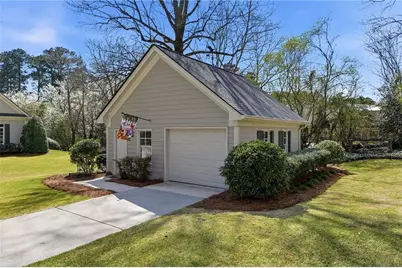 3450 Strawberry Lane, Cumming, GA 30041 - Photo 8