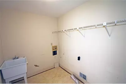 2070 Shallowford Park Manor, Roswell, GA 30075 - Photo 18