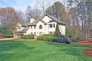 2070 Shallowford Park Manor, Roswell, GA 30075 - Photo 1