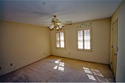 2070 Shallowford Park Manor, Roswell, GA 30075 - Photo 22