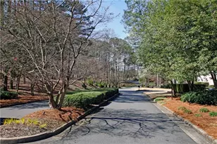 2070 Shallowford Park Manor, Roswell, GA 30075 - Photo 32