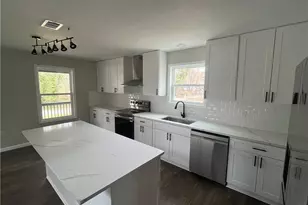 151 Richardson St, Toccoa, GA 30577 - Photo 14