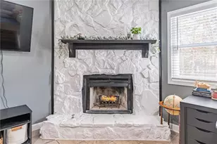 427 Arbour Run, Suwanee, GA 30024 - Photo 18