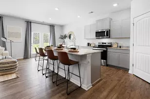 8193 Elkhorn Dr, Fairburn, GA 30213 - Photo 4