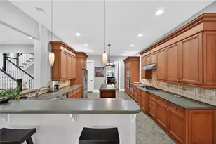 15895 Henderson Rd, Alpharetta, GA 30004 - Photo 16