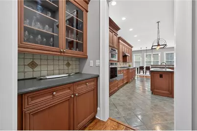 15895 Henderson Road, Alpharetta, GA 30004 - Photo 10