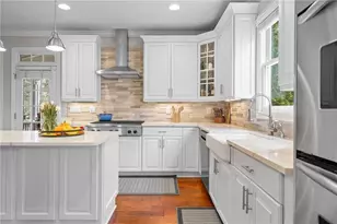 1165 Bluffhaven Way NE, Atlanta, GA 30319 - Photo 6