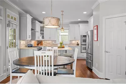 1165 Bluffhaven Way NE, Atlanta, GA 30319 - Photo 8