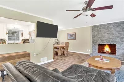 450 Valley Woods Circle SE, Conyers, GA 30094 - Photo 4