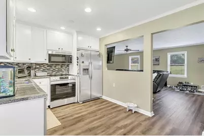 450 Valley Woods Circle SE, Conyers, GA 30094 - Photo 8