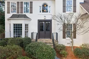 240 Crabapple Chase Ct, Alpharetta, GA 30004 - Photo 2
