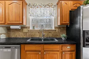 4984 Poplar Springs Cir, Gainesville, GA 30507 - Photo 8