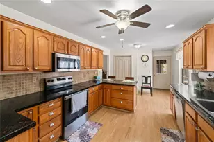 4984 Poplar Springs Cir, Gainesville, GA 30507 - Photo 10