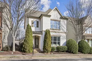 7895 Crown Point Dr, Alpharetta, GA 30005 - Photo 8