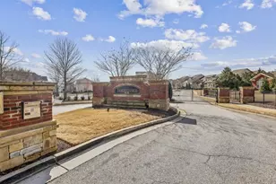 7895 Crown Point Dr, Alpharetta, GA 30005 - Photo 42