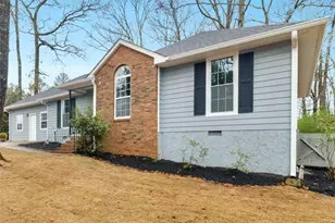 241 Glenloch Ct, Stockbridge, GA 30281 - Photo 2