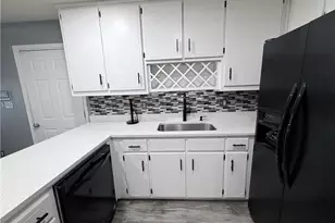 3712 Skyline Pl, Rex, GA 30273 - Photo 16