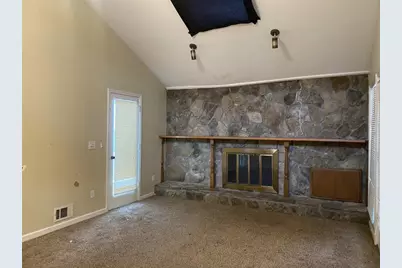 3958 Cotswold Drive SW, Lilburn, GA 30047 - Photo 6