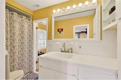 601 Ridgewood Avenue, Gainesville, GA 30501 - Photo 20