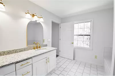 1297 Lakeshore Circle, Gainesville, GA 30501 - Photo 60