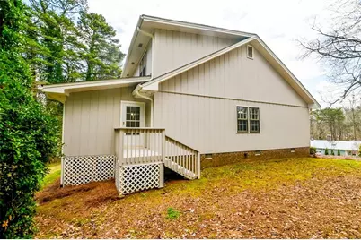 1297 Lakeshore Circle, Gainesville, GA 30501 - Photo 14