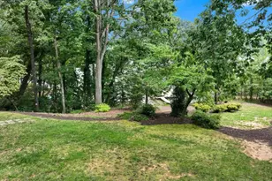 2585 Bridgewater Cir, Gainesville, GA 30506 - Photo 32