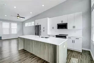 900 Brees Ct NW, Atlanta, GA 30318 - Photo 12