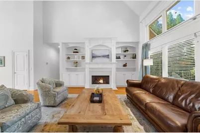 4638 Manor Drive, Gainesville, GA 30506 - Photo 8