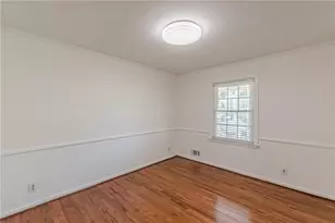 2110 La Vista Cir, Hapeville, GA 30354 - Photo 24