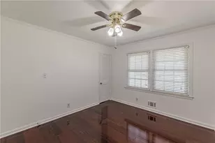 2110 La Vista Cir, Hapeville, GA 30354 - Photo 32