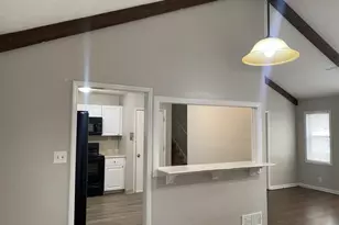 479 Hearth Pl, Lawrenceville, GA 30043 - Photo 4