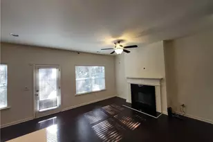 5163 Madeline Pl, Stone Mountain, GA 30083 - Photo 4