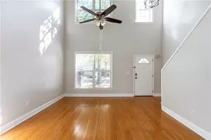 2741 Ashleigh Ln, Alpharetta, GA 30004 - Photo 4